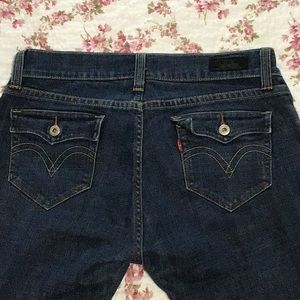 Levi’s 542
